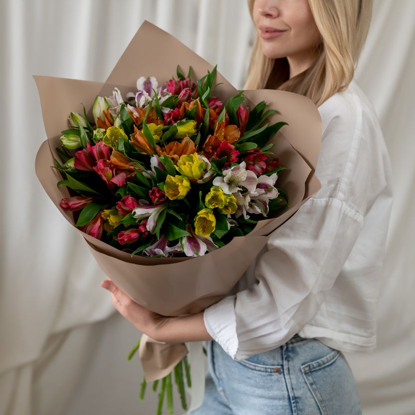 Альстромерия от 7 шт