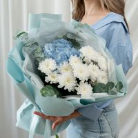 Сборный букет (гортензия и хризантема)