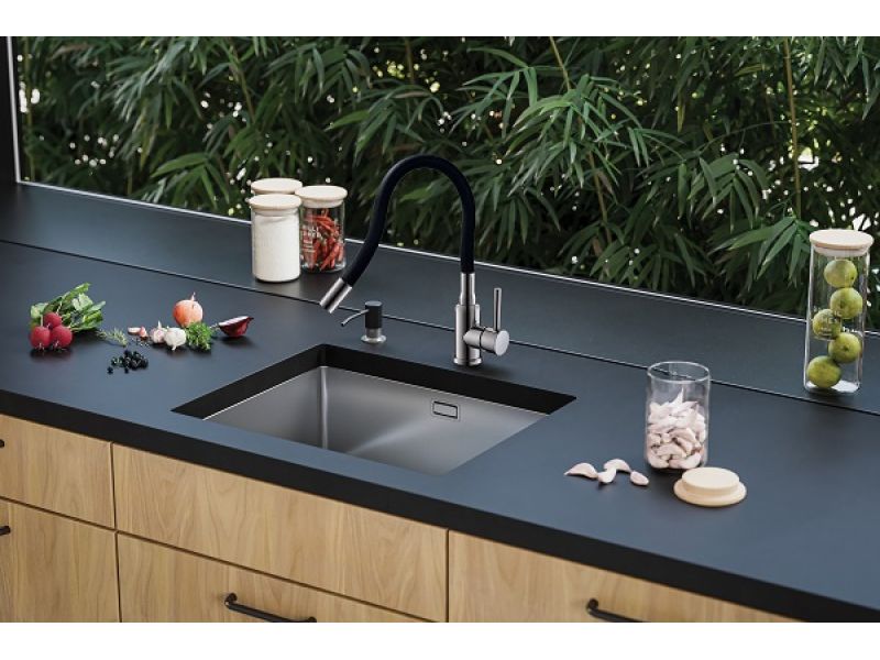 Смеситель для кухни Alveus FLEXA BLACK MATT 1147056 ФОТО