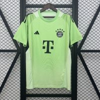 Вратарская домашняя форма Bayern Munich 25/26