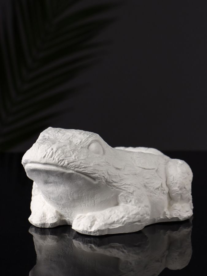 Фигурное кашпо для цветов «Лягушка», гипс, 14×12×9 см