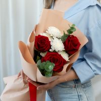 Комплимент с красными розами
