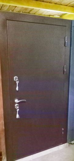 Входная дверь с терморазрывом Command Doors Сибирь Стандарт - Тиковое дерево