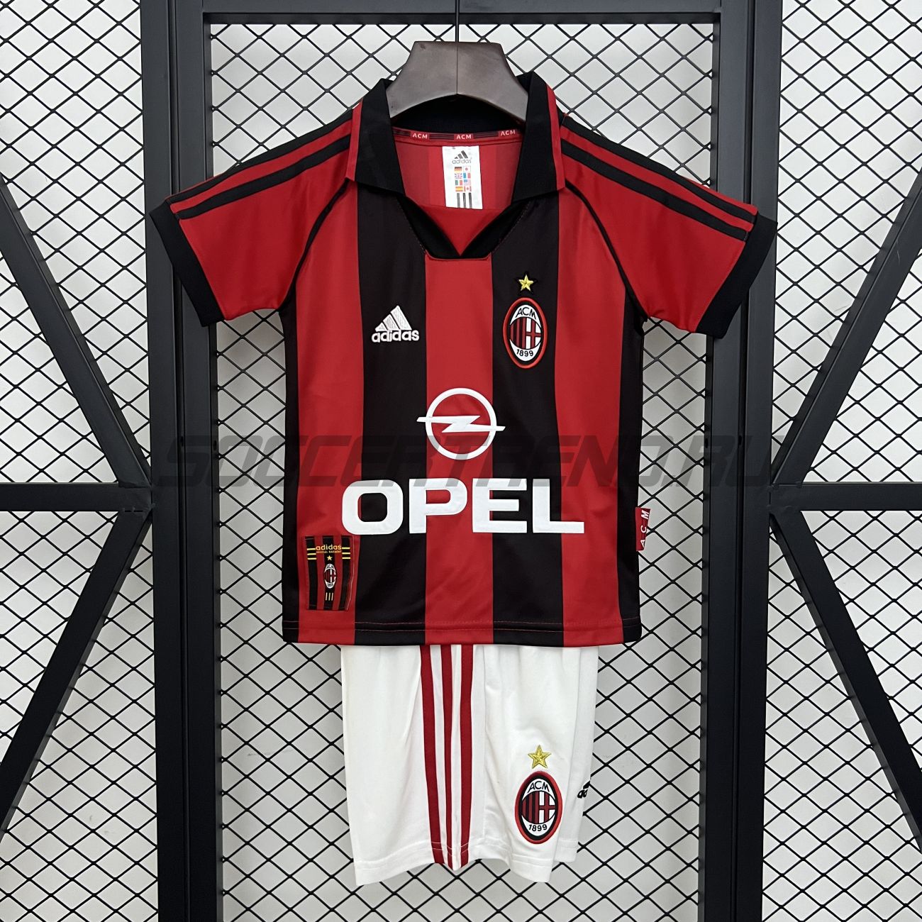 Детский комплект Milan (домашняя ретро форма) 98/99