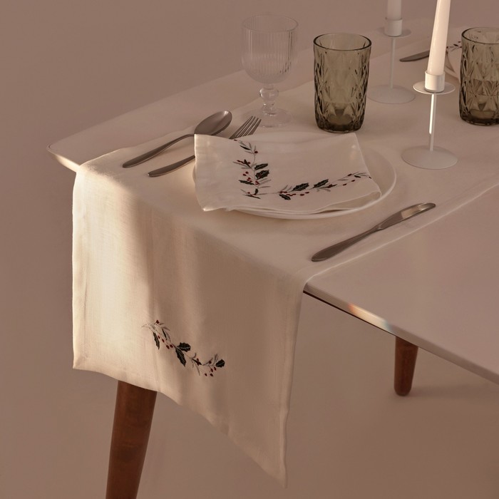 Дорожка с вышивкой SL HOME New Year, 40?140 см, лён 100%, 185 г/м?