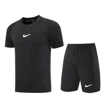 Тренировочный комплект Nike(чёрный) 25/26