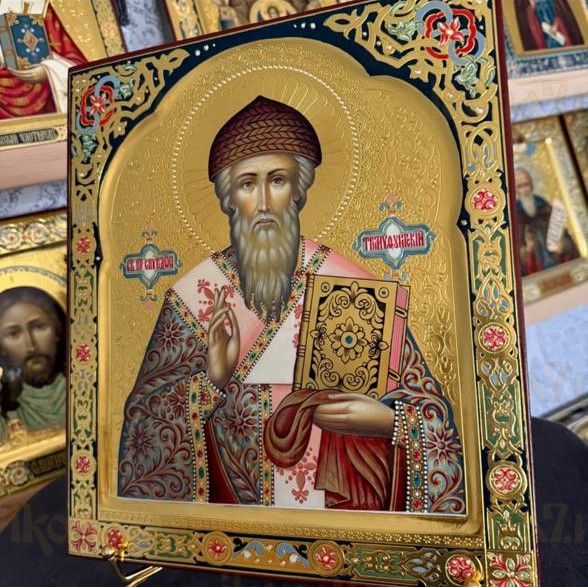 Спиридон Тримифунтский  27х31 см (рукописная икона с холодными эмалями, сусальным золотом и чеканкой)