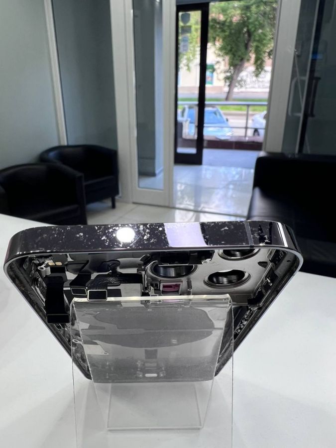 Apple iPhone корпус 14 Pro Max сборе со шлейфами, стеклом камеры оригинал с разбора (снятый) царапины фиолетовый