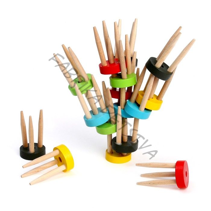 Настольная игра «На 3 ногах» 28 стульев, 21,5 x 16,5 x 4 см