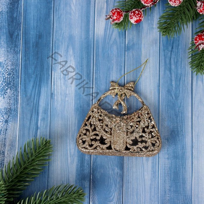 Ёлочная игрушка «Зимнее волшебство. Сумочка блеск» пластик, 8x9.5 см, золото