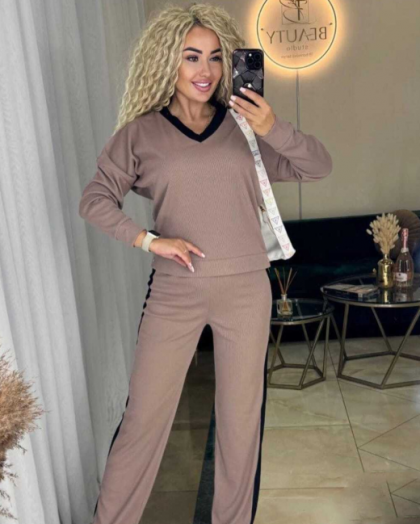 Костюм женский ​50418