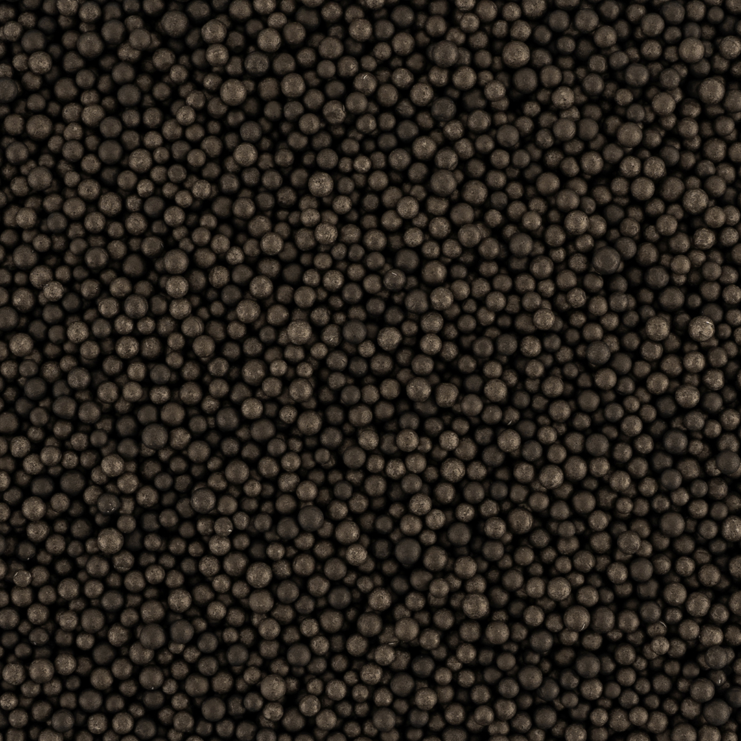 Черные мелкие пенопластовые шарики