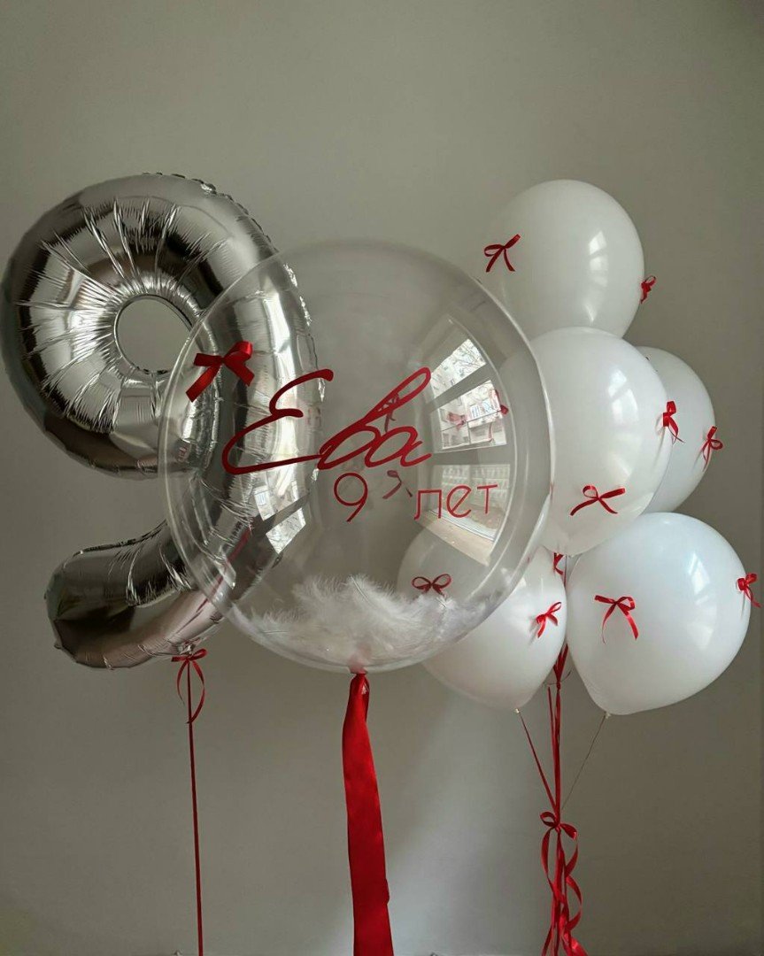 Сет с красными бантиками для девочки из шаров с гелием
