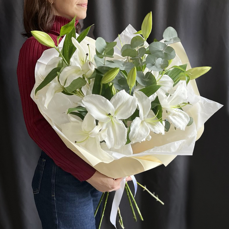 Букет из белых лилий 5 шт