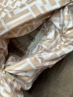 Пуховик женский FENDI