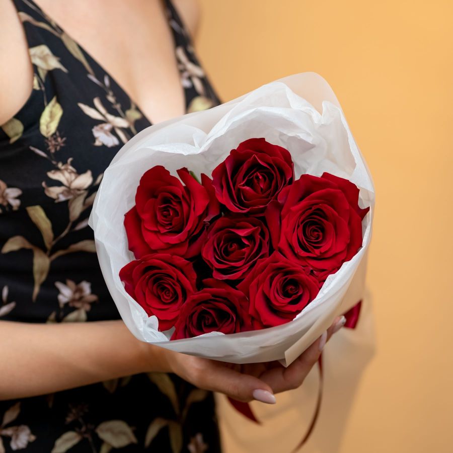 Красная роза от 7 шт (60см)