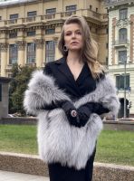 Палантин из финской лисы качества Saga в редком цвете серебро