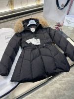 Пуховик женский MONCLER