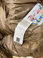 Пуховик женский MONCLER