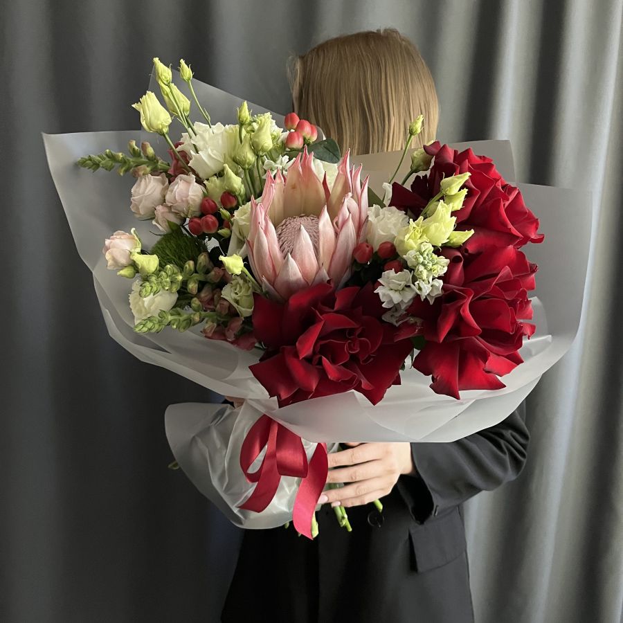 Большой сборный букет