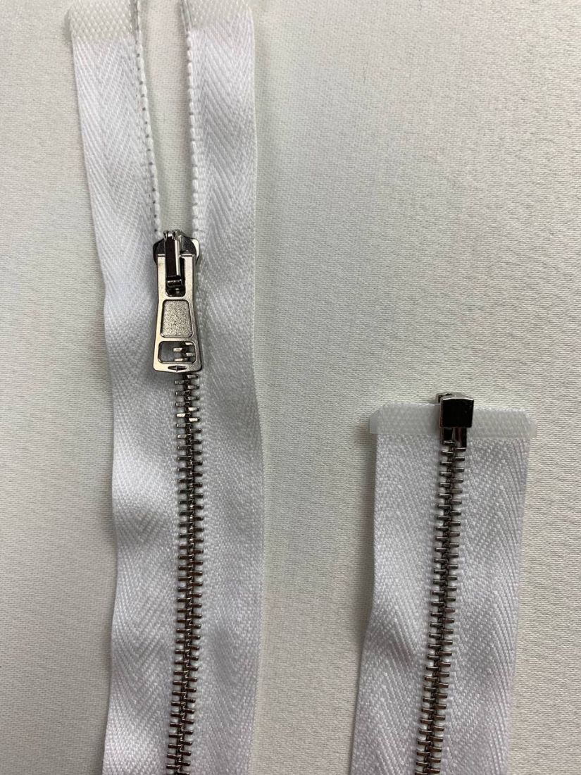 Молния металлическая