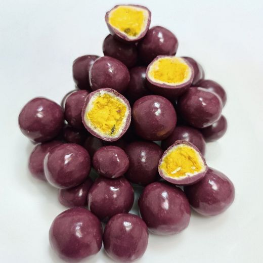 Маракуйя "Natural" в йогуртово-шоколадной глазури