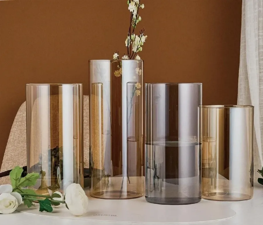 Ваза стеклянная, цвет коричневый