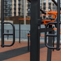 Power-1802 Уличный тренажер Сведение рук стоя с переменной нагрузкой