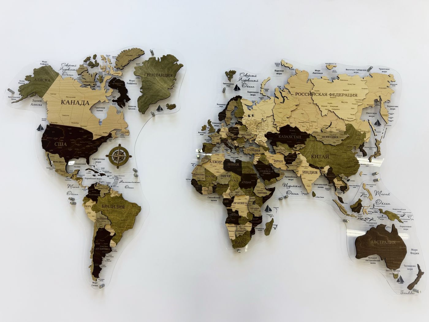 Цвет "Тоскана", Многоуровневая карта мира из дерева