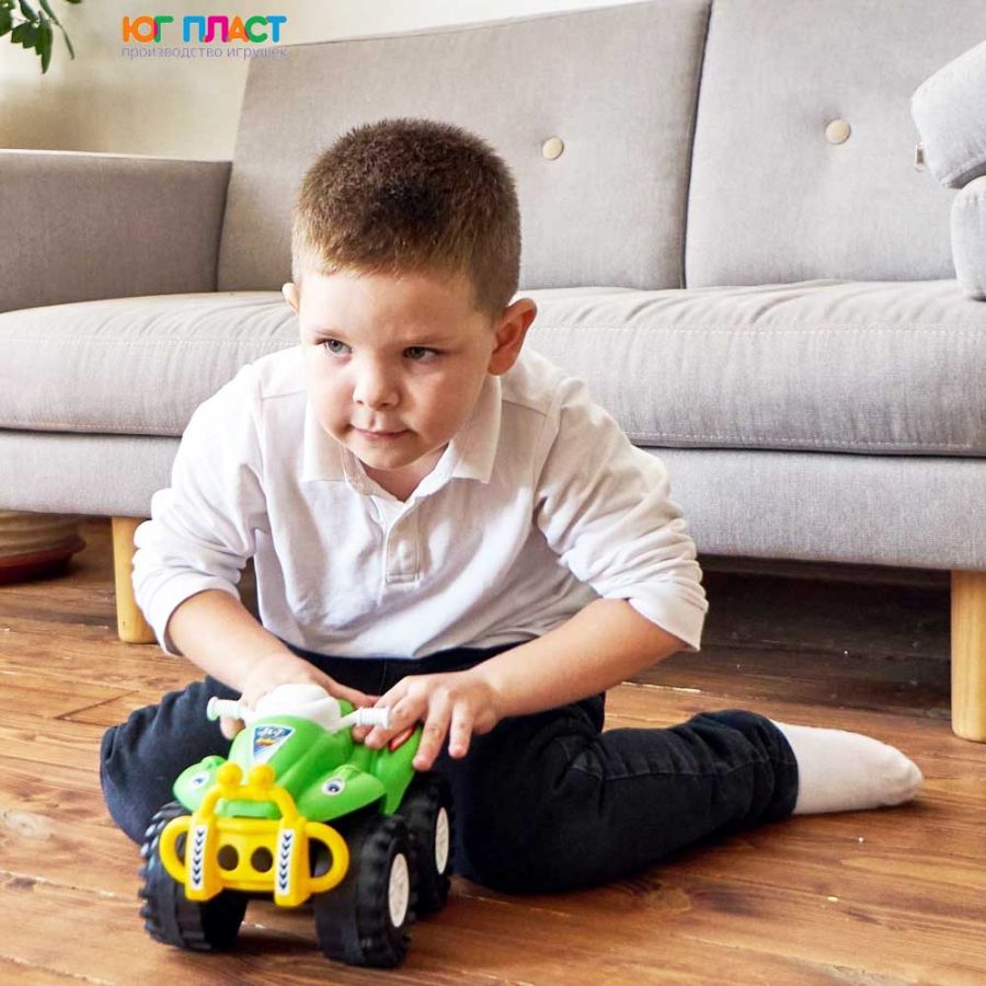 Машинка "Квадрик"