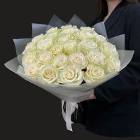 Букет 25 пионовидных белых роз "Вам письмо"