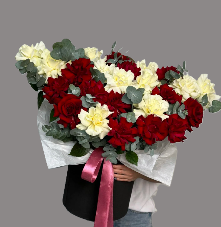 Композиция 25 французских роз "Особый случай"