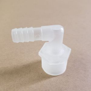 Штуцер угловой 3/4" НР - 10мм ёлочка (1 штука)