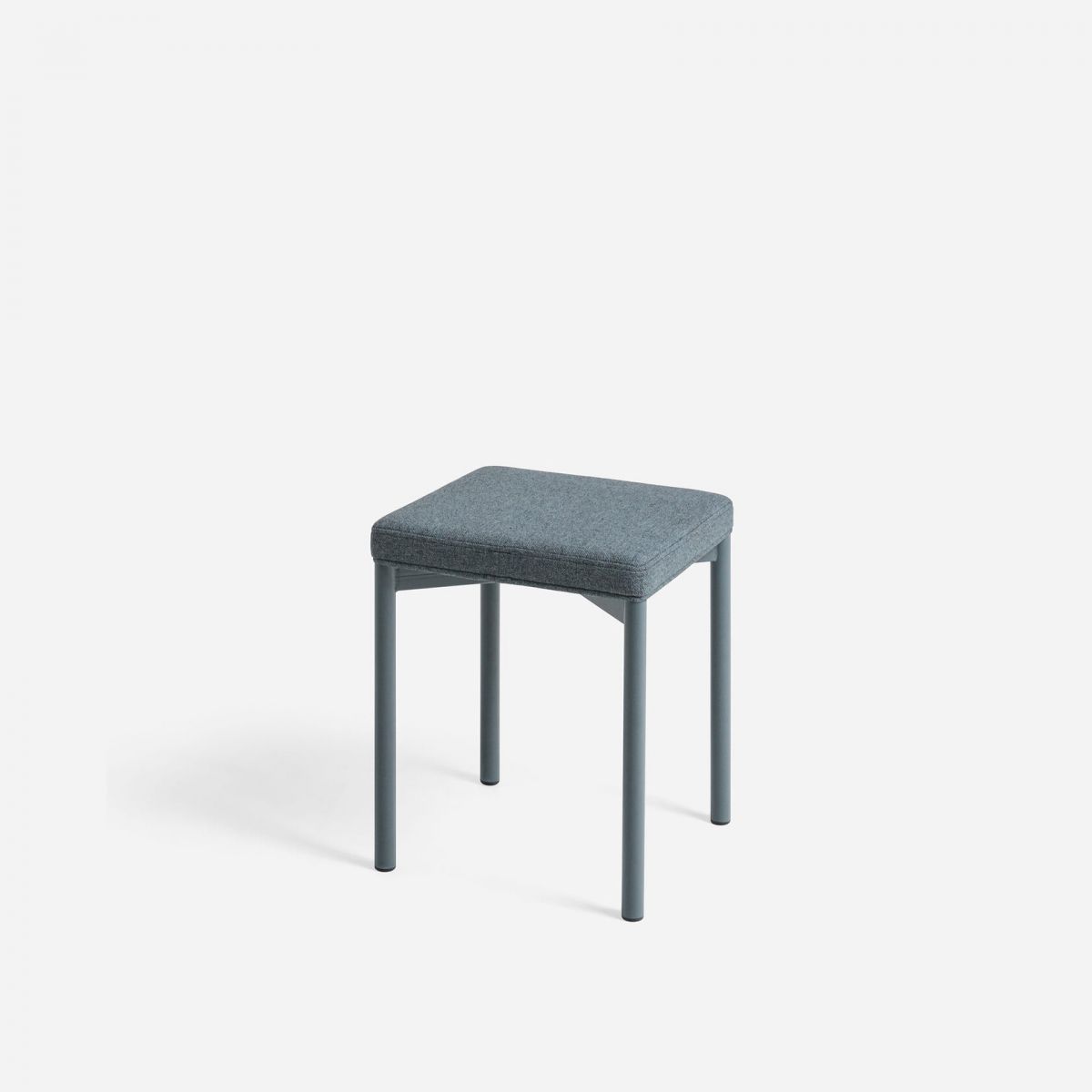 НРА Табурет в обивке