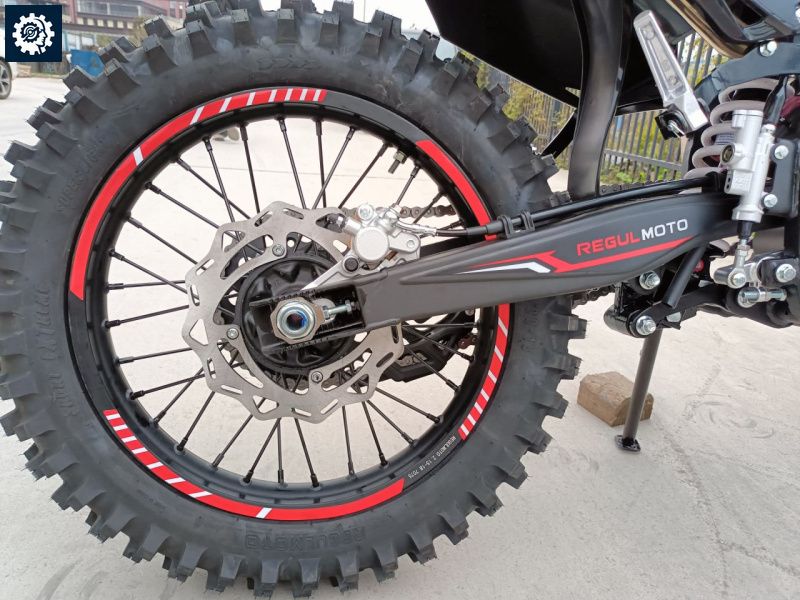 Задний тормозной суппорт