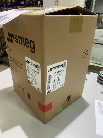 Smeg DCF02RDEU (уценка)