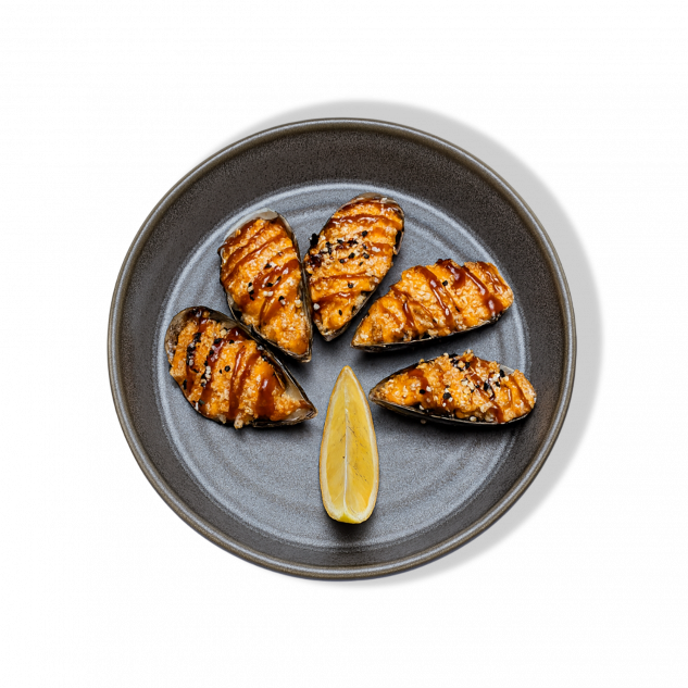 Крупные мясистые мидии запеченные