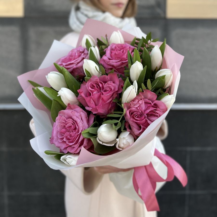 Букет с тюльпанами "Сиреневый вечер"