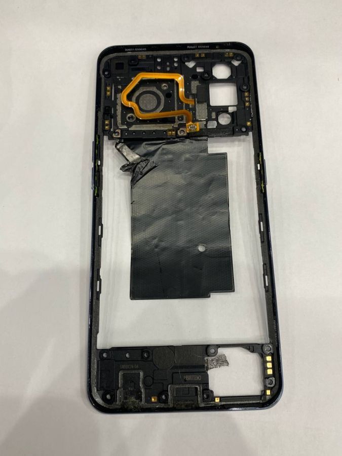 Realme GT 5G Рамка (средняя часть) черная (потёртости)