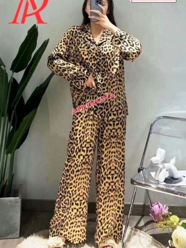 Пижама шелк с брюками  AIPINGNA 80279 (леопард)