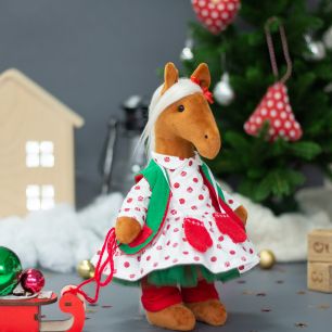 Набор для Марафона Лошадка Девочка в красно-зеленом