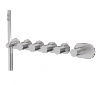 Встроенный однорычажный смеситель Fima - Carlo Frattini Slide F5828X4 с четырьмя выходами схема 1