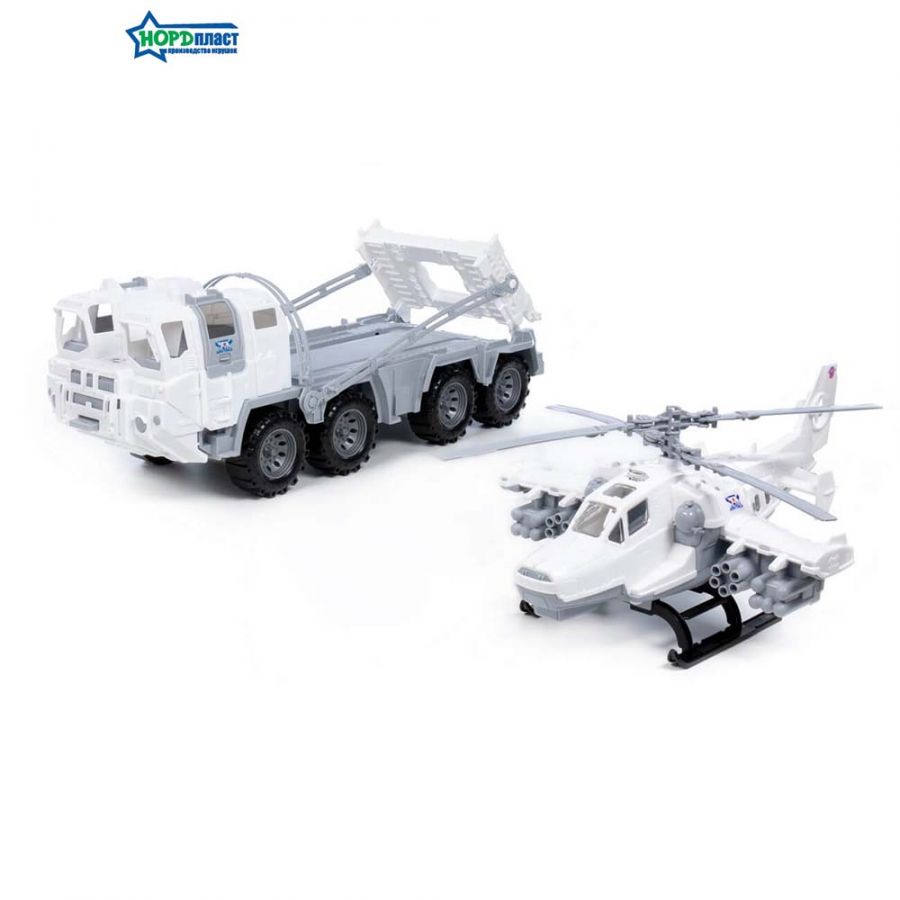 Военный тягач "Арктика" с вертолетом