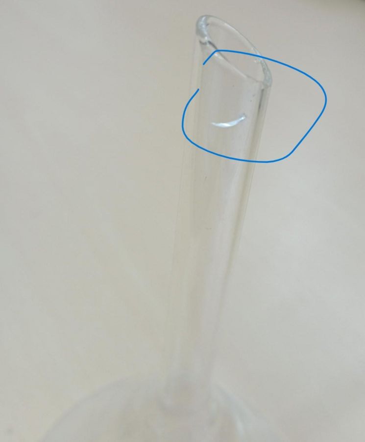 Уценка: Воронка лабораторная Labdevices В-100, диаметр 100 мм, Boro 3.3, трещина