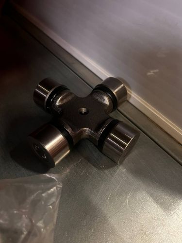 Крестовина карданного шарнира в сб. UNIVERSAL JOINT ISUZU (103,00х33,00) GMB GUIS-73