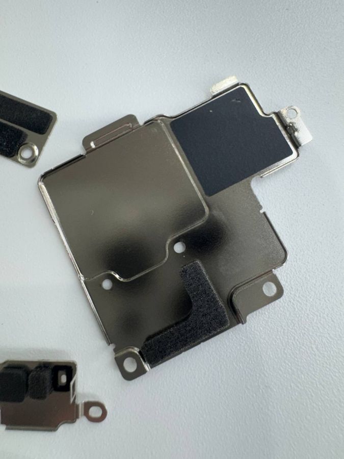 Apple iPhone 12 набор металлических пластин оригинал с разбора (снятый)