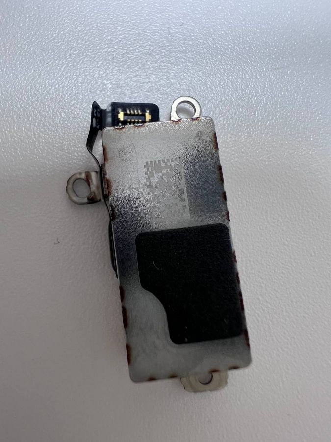 Apple iPhone 16 вибромотор оригинал с разбора (снятый)