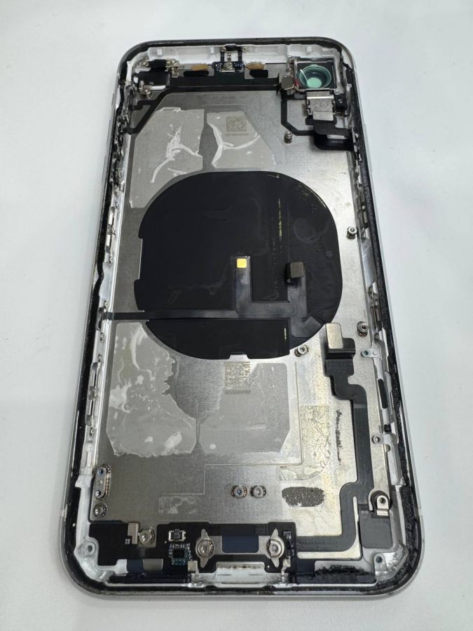 Apple iPhone корпус 11 сборе со шлейфами, стеклом камеры оригинал с разбора (снятый) царапины на рамке, царапины на крышке Черный