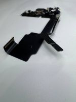 Apple iPhone 15 Pro нижний шлейф с разъёмом зарядки оригинал с разбора (снятый) черный