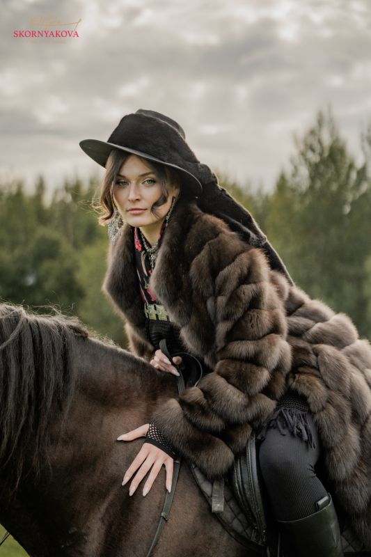 Элитные шубы из баргузинского соболя во 2-м натуральном цвете